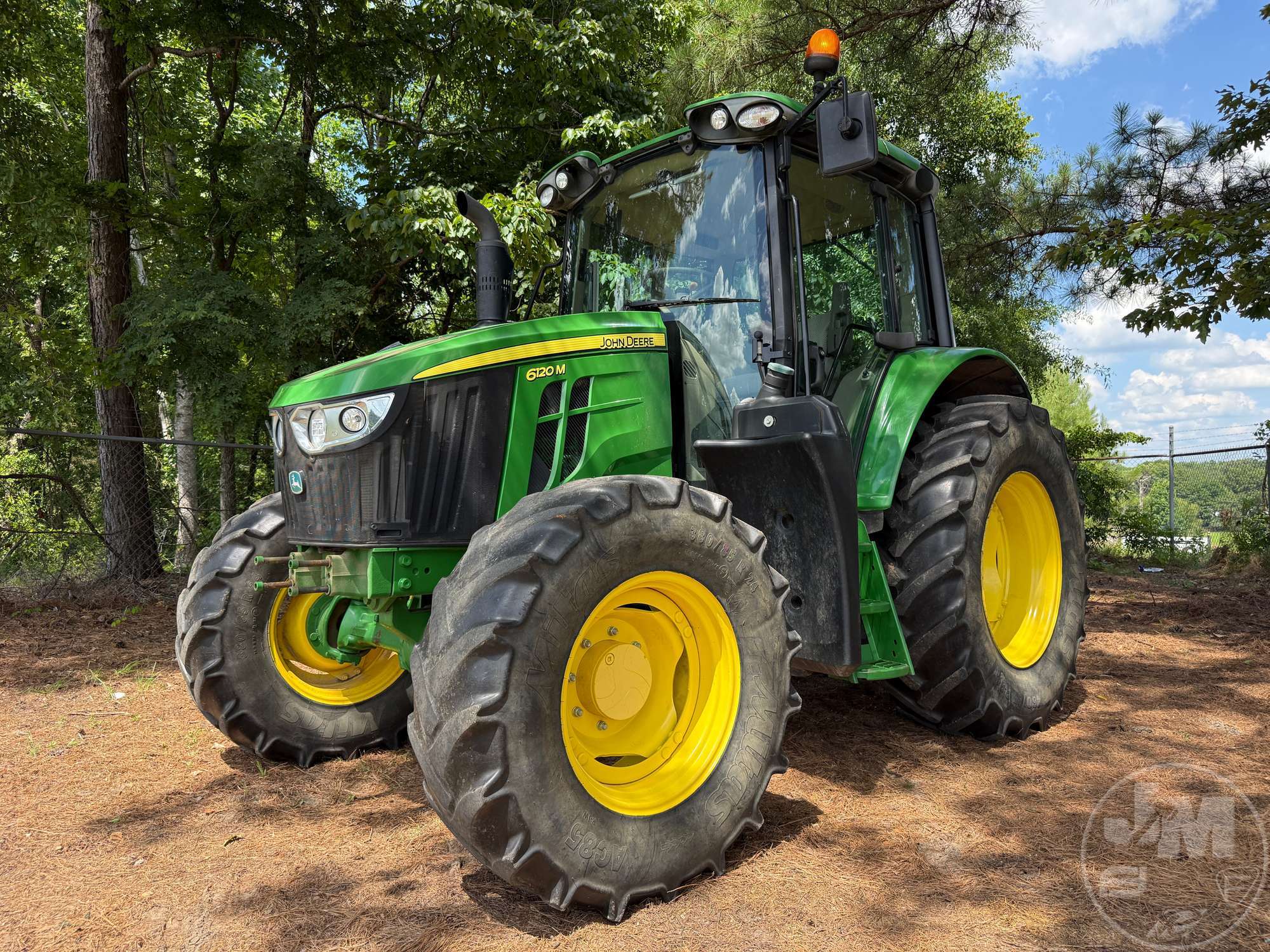 2020 JOHN DEERE 6120M in Online