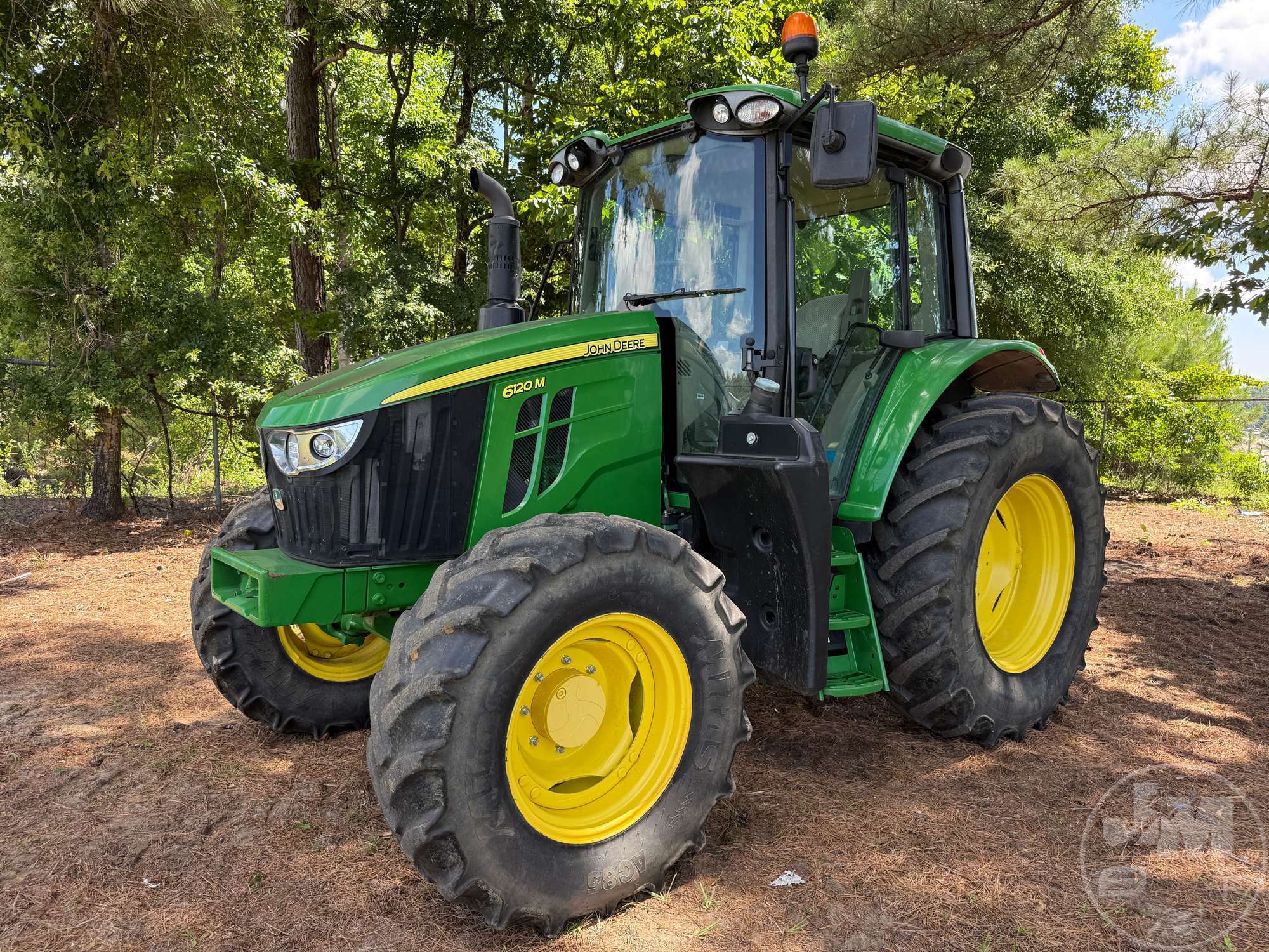 2020 JOHN DEERE 6120M in Online