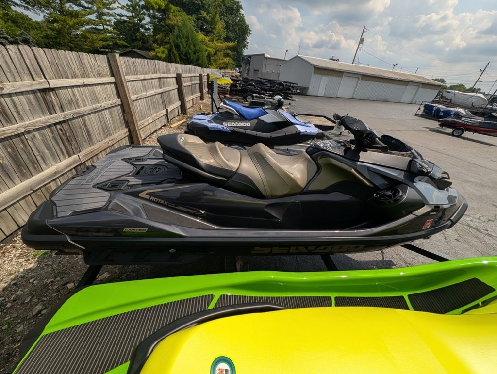 2022 Sea-Doo GTX Limited 300 Liquid Titanium Black LIMITED 300 in Maumee, OH