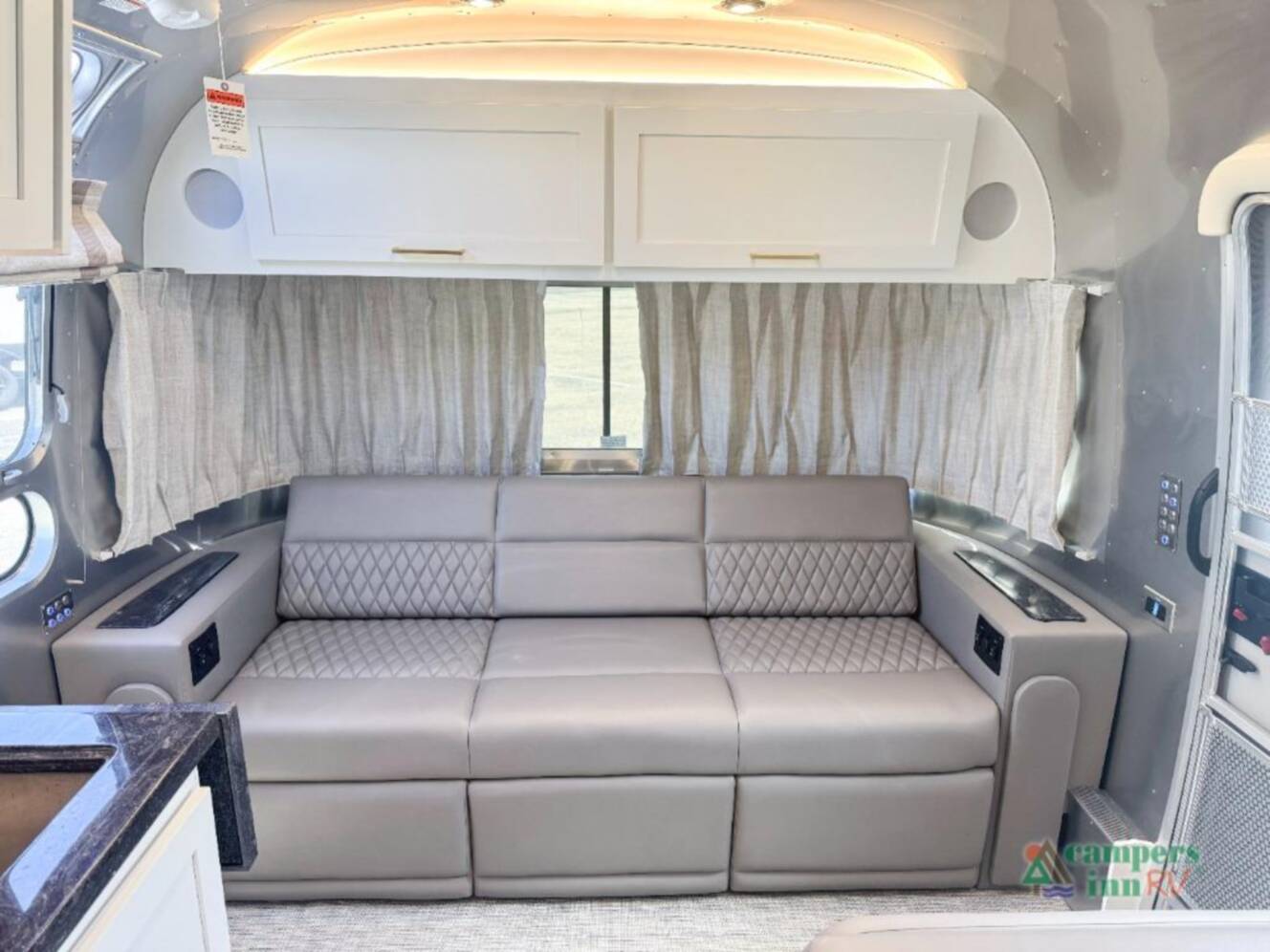 A photo of this 2026 Airstream Classic 28RBT