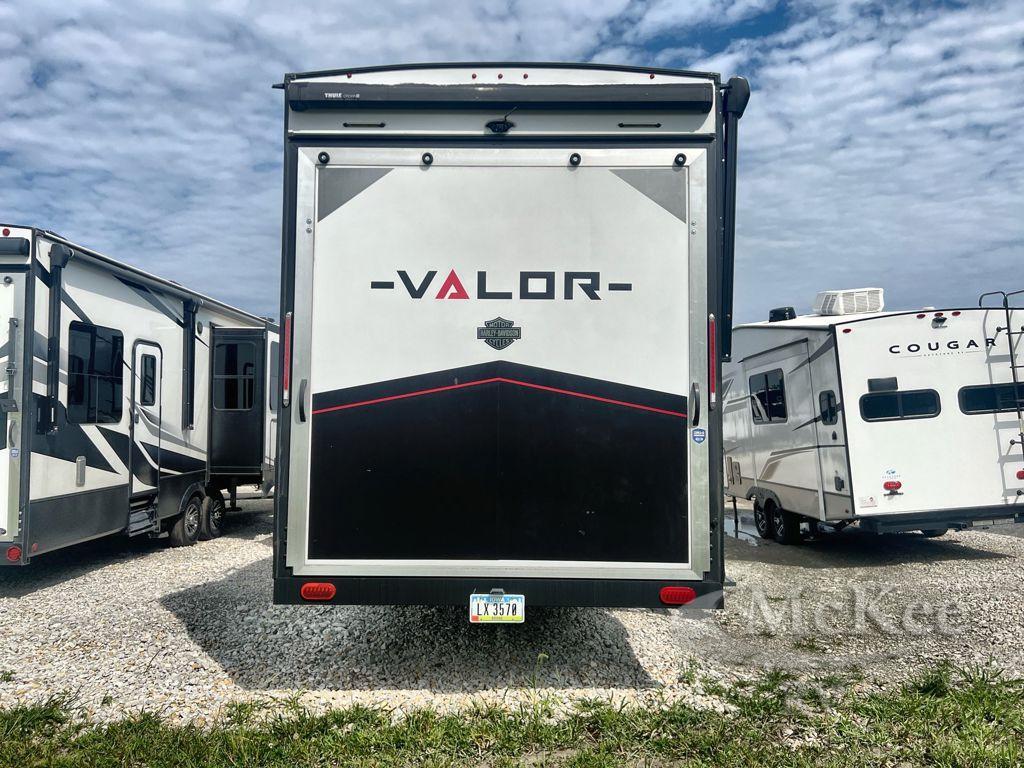 2022 Alliance Rv Valor 40 V13 in perry IA