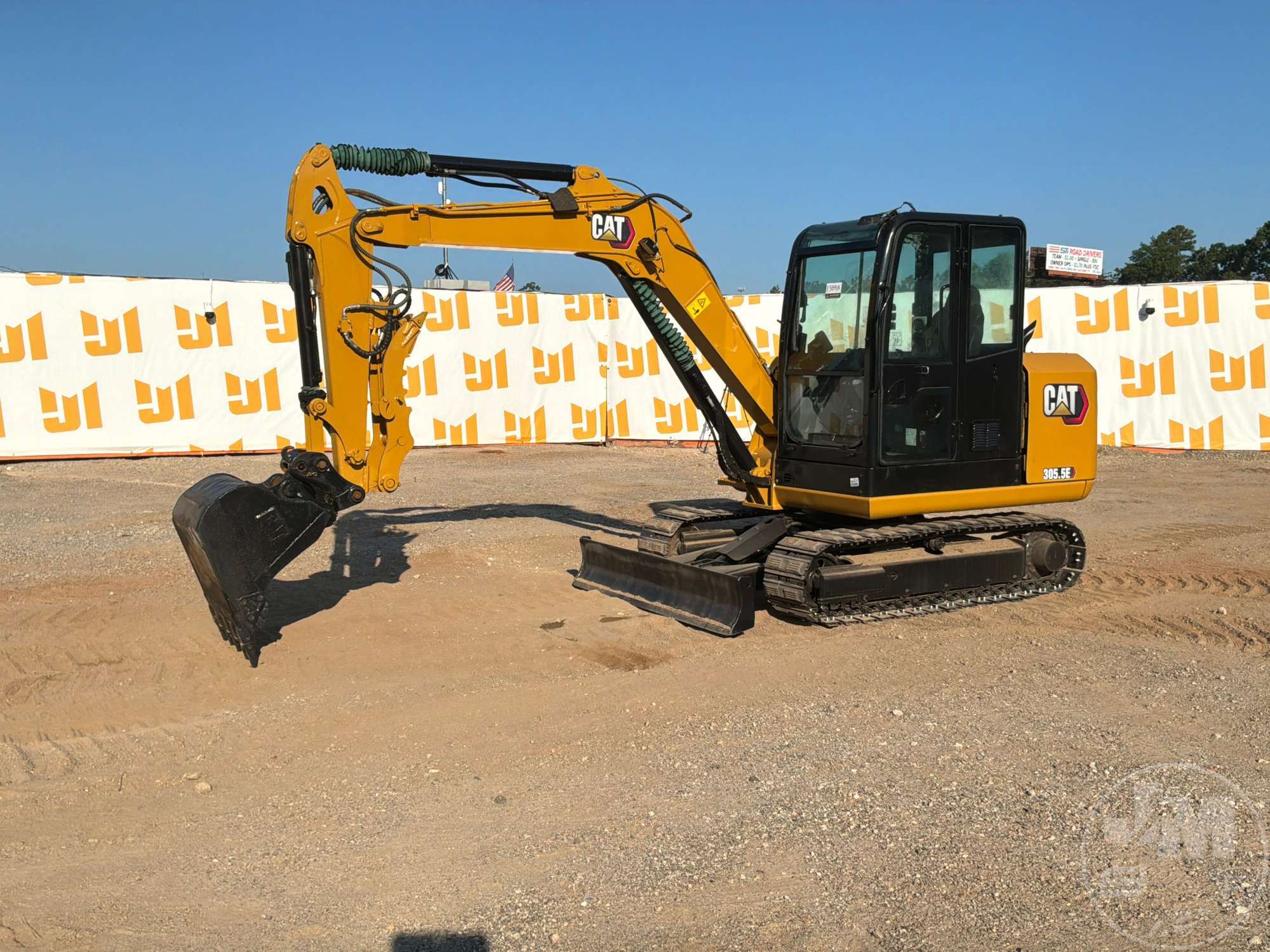 2019 CATERPILLAR 305.5E2 in Pelzer, SC