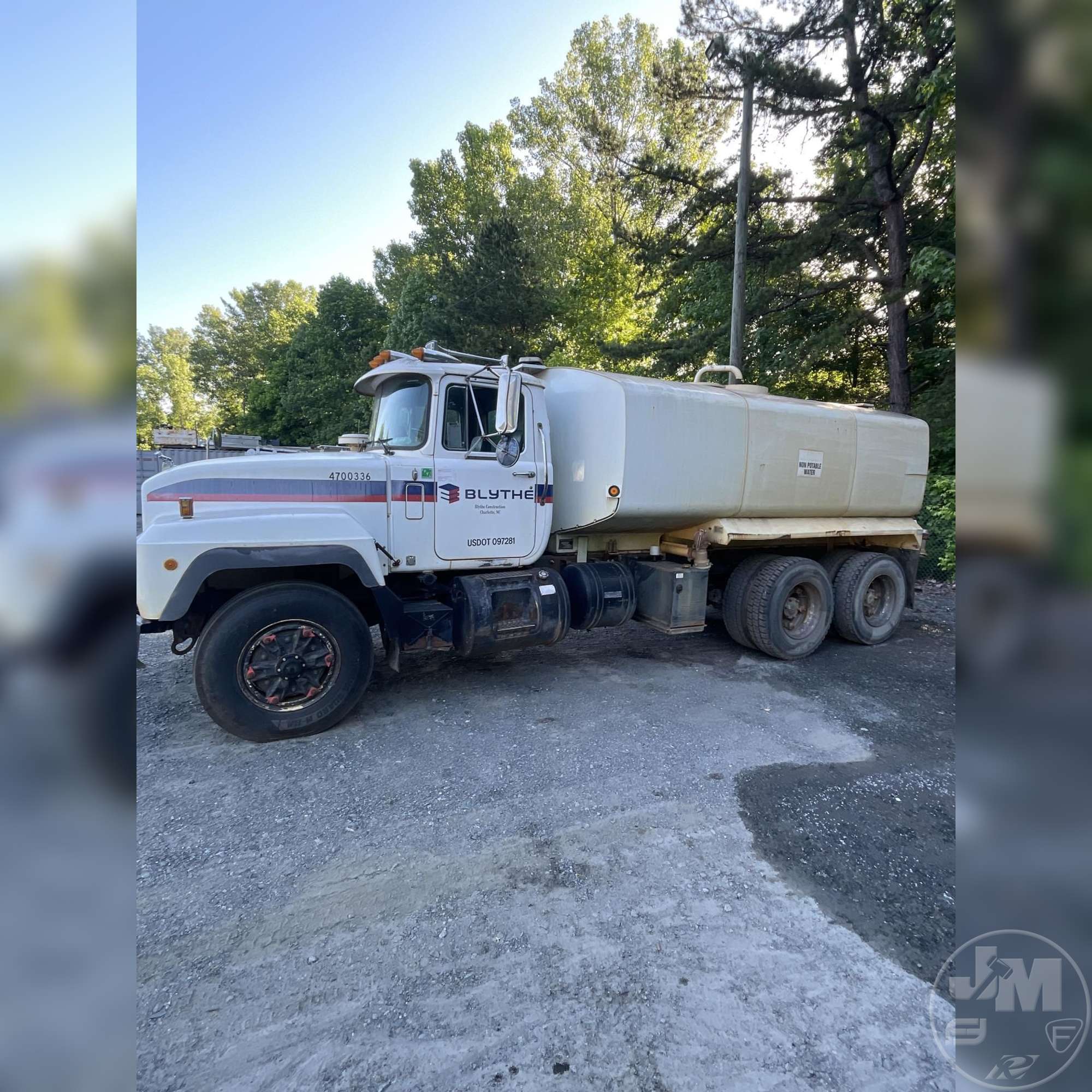 1997 MACK RD690S in Pelzer, SC