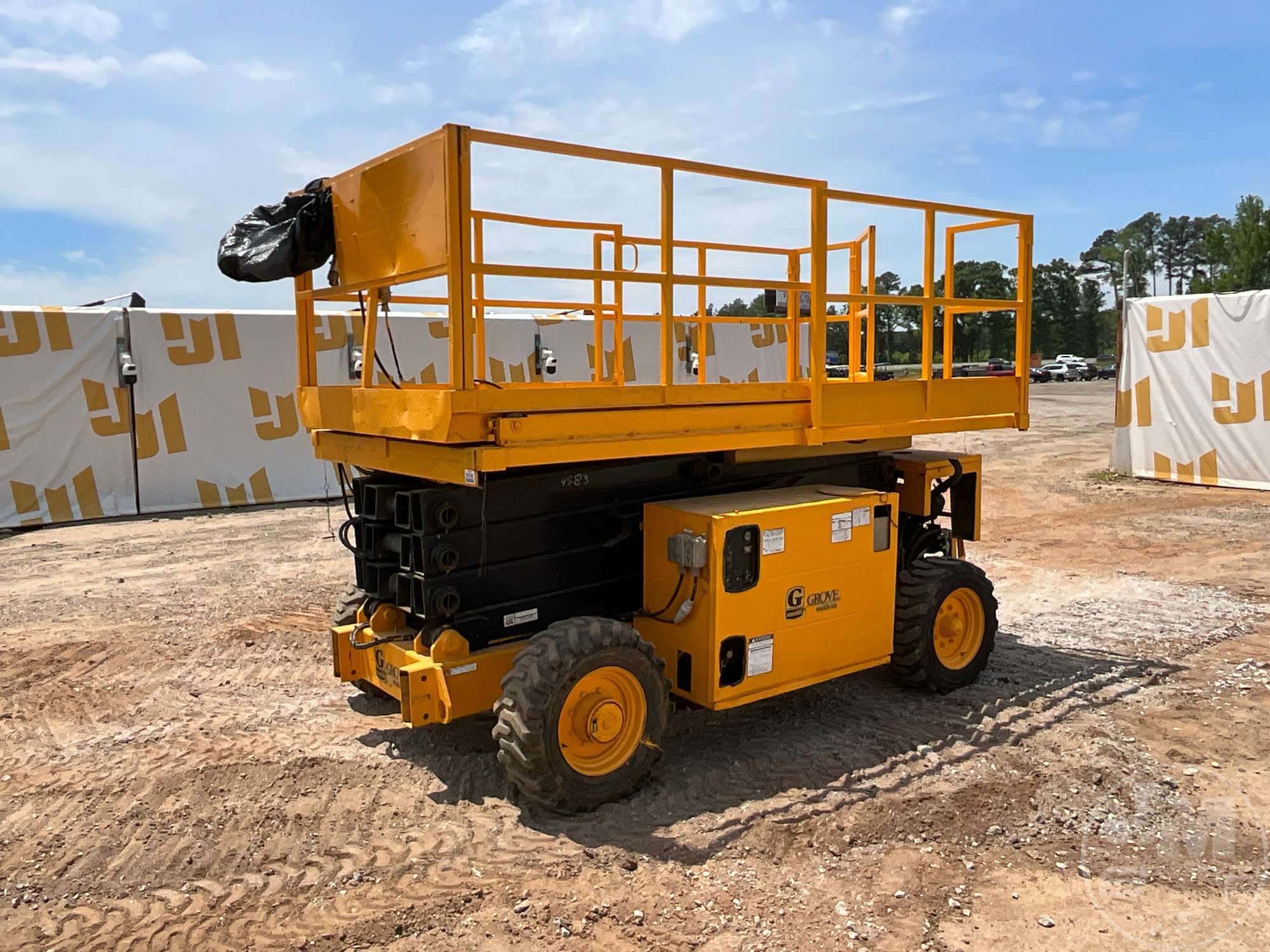 1997 GROVE SM4688XT ROUGH TERRAIN in Pelzer, SC