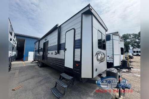 2021 Forest River Rv Cherokee Destination Trailers 39CA in detroit lakes MN