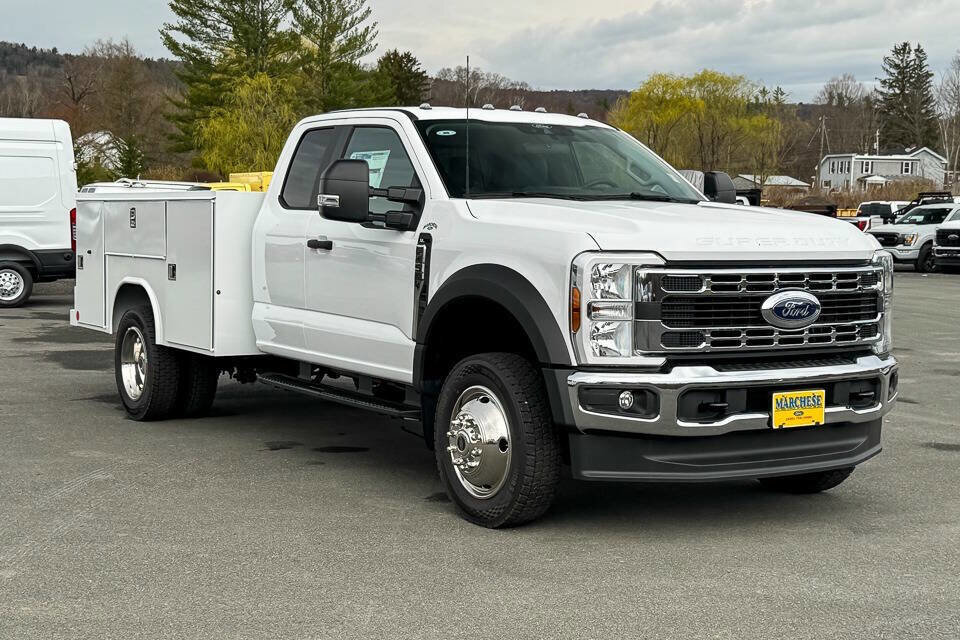 2025 FORD F450 in New Lebanon, NY