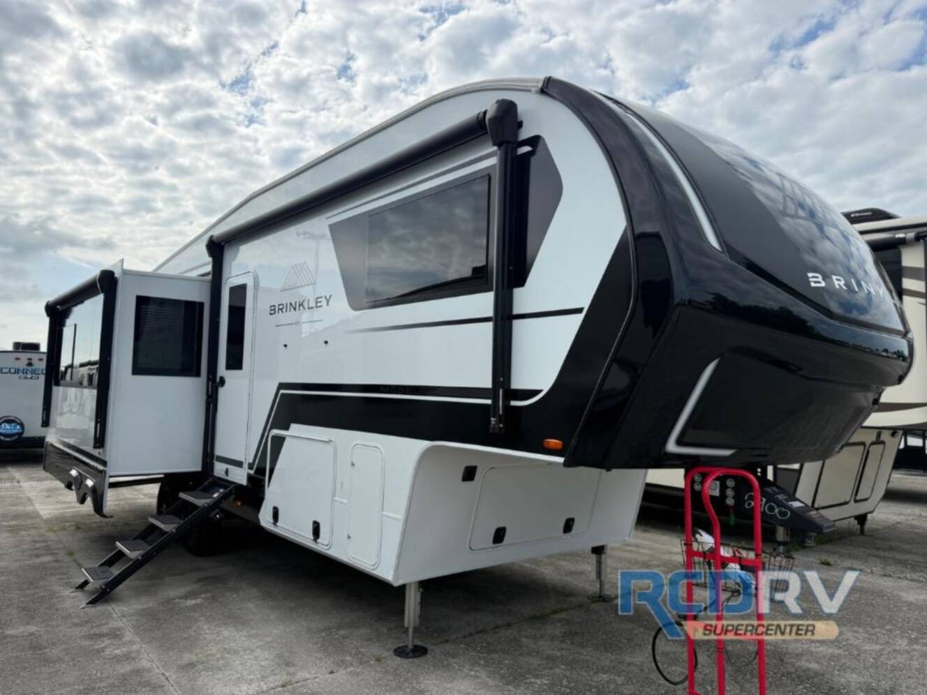 A photo of this 2025 Brinkley Model Z 2900