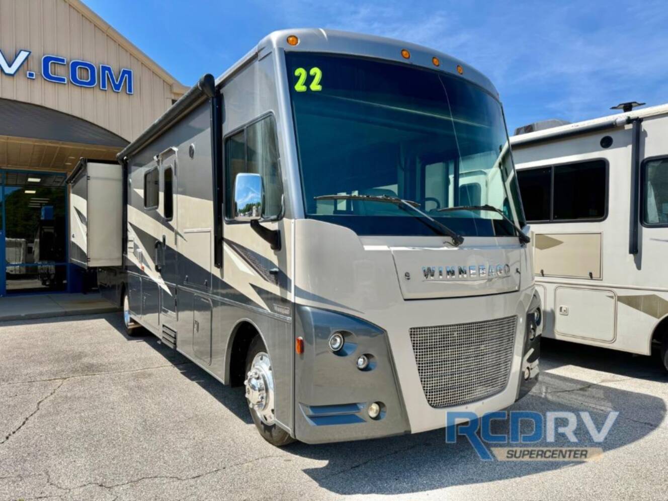 A photo of this 2022 Winnebago Vista 35U