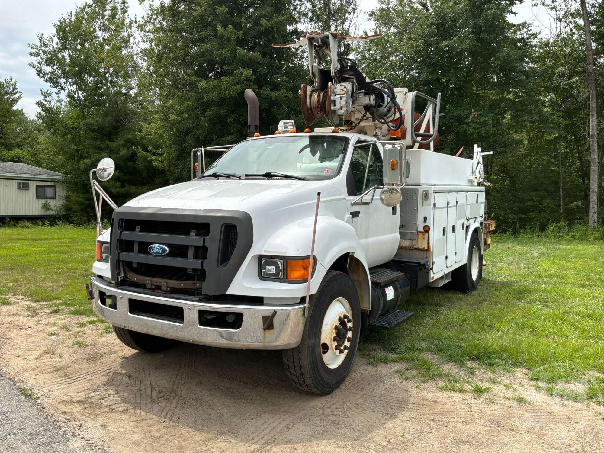 2009 FORD F-750 in Atkinson, NH