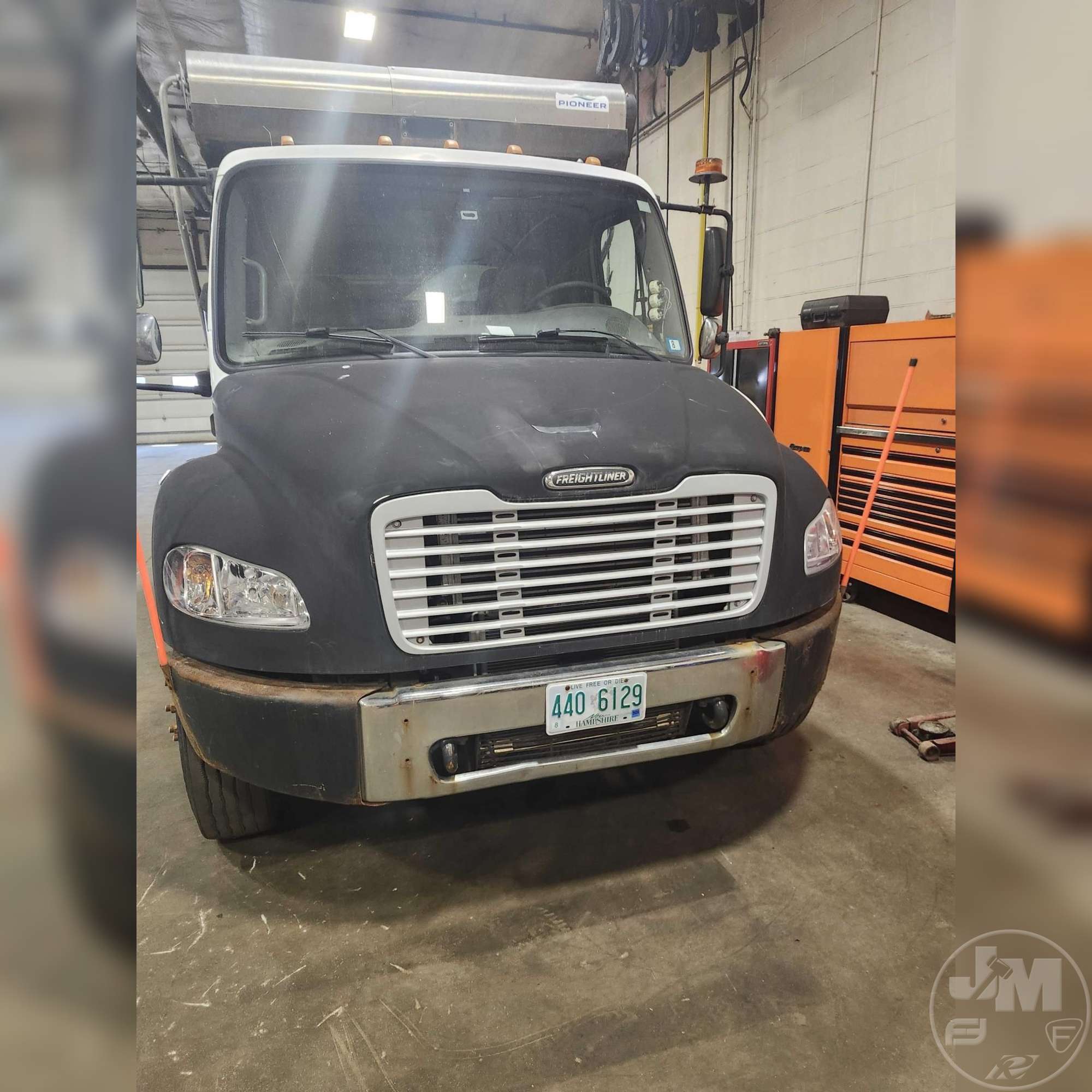 2007 FREIGHTLINER BUSINESS CLASS M2 in Atkinson, NH