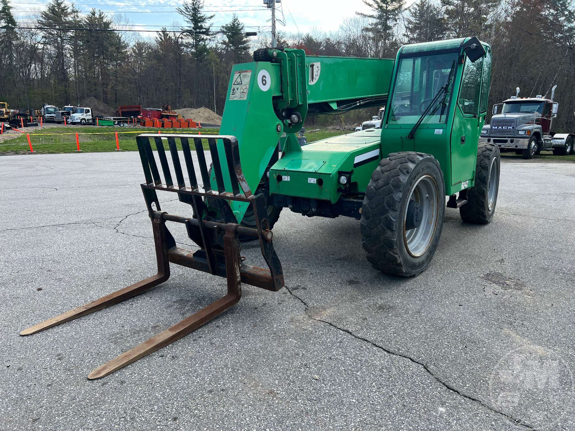 2012 SKYTRAK 6042 in Atkinson, NH