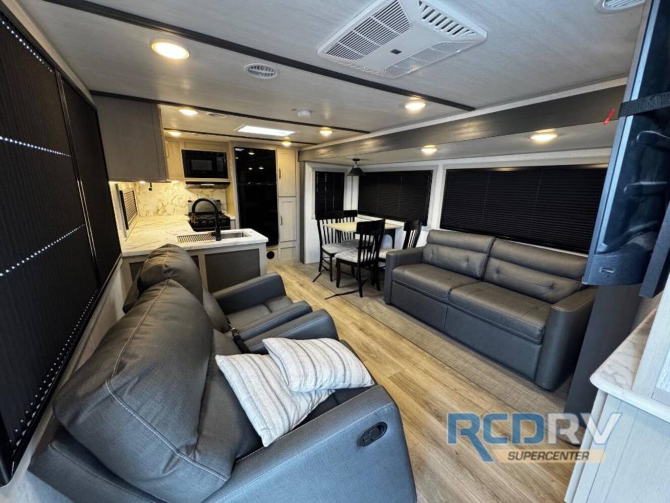 A photo of this 2024 Forest River Rv Salem Hemisphere Hyper-Lyte 27RKHL