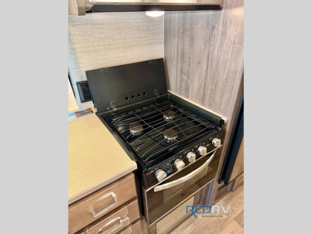 A photo of this 2022 Winnebago Vista 35U