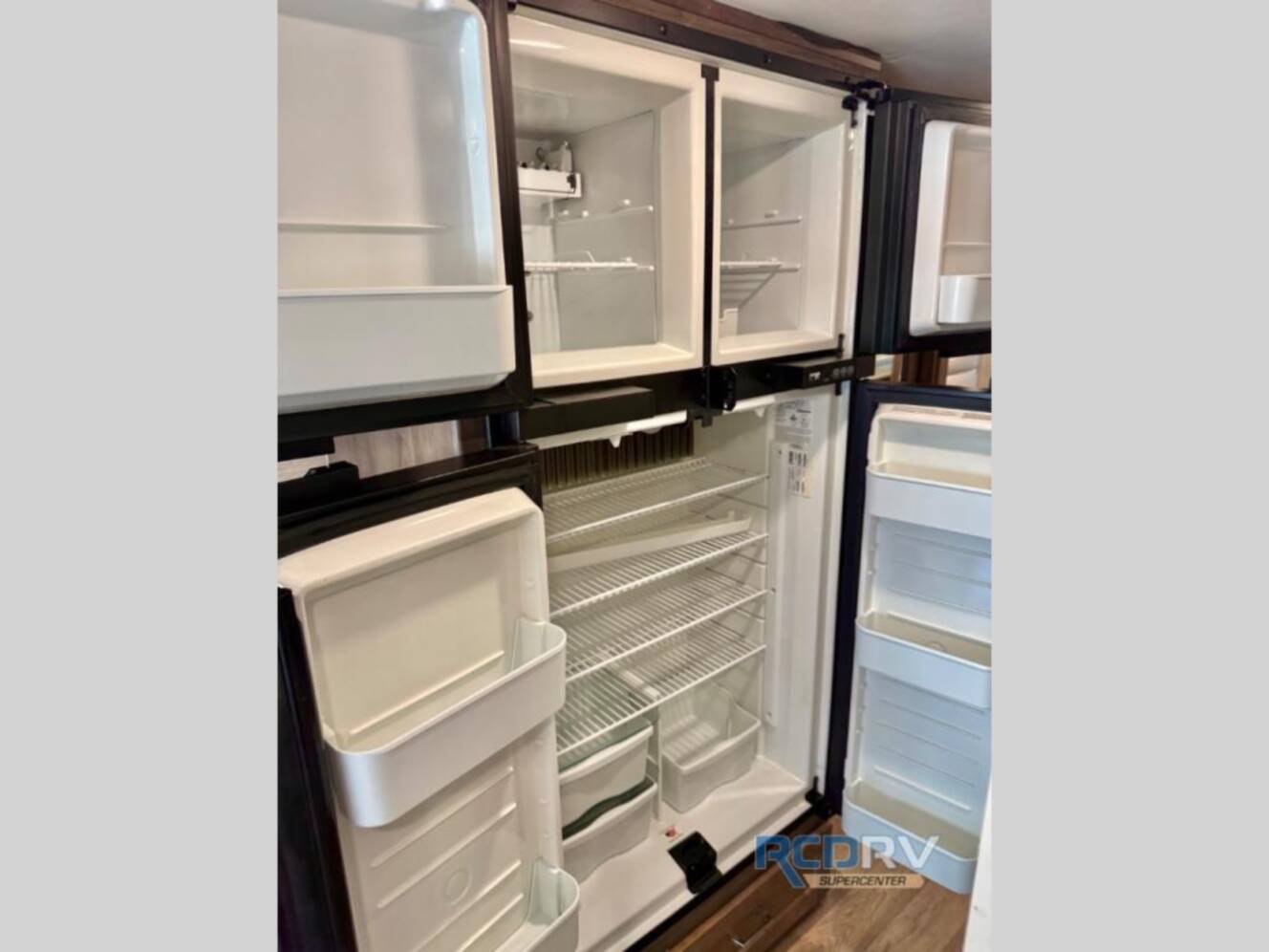 A photo of this 2022 Winnebago Vista 35U