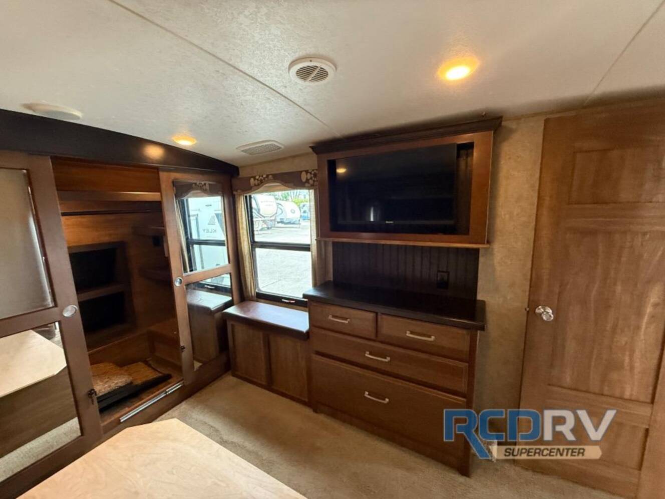 A photo of this 2016 Keystone Rv Montana 3160 RL