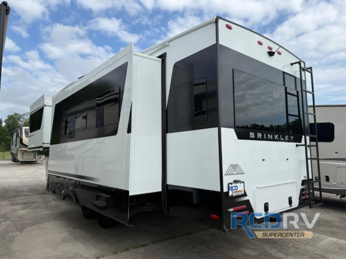 A photo of this 2025 Brinkley Model Z 2900