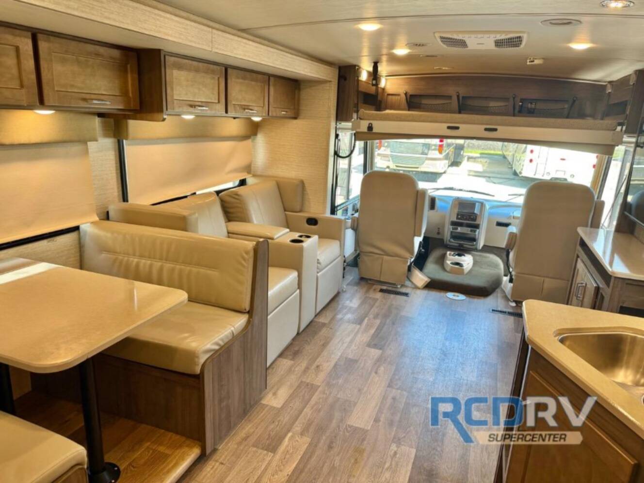 A photo of this 2022 Winnebago Vista 35U