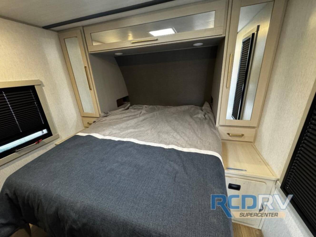 A photo of this 2024 Forest River Rv Salem Hemisphere Hyper-Lyte 27RKHL