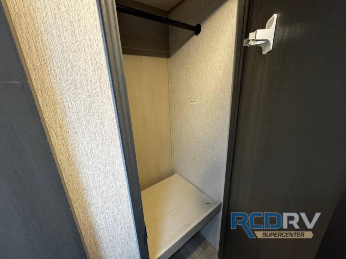 A photo of this 2024 Forest River Rv Salem Hemisphere Hyper-Lyte 27RKHL