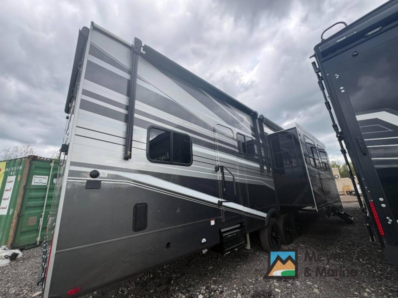 A photo of this 2026 Jayco Seismic 395