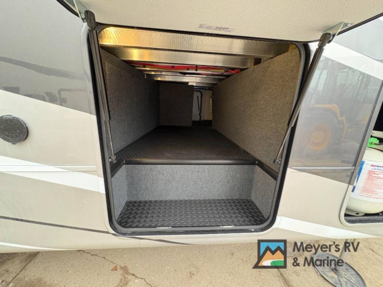 A photo of this 2026 Jayco Seismic 395