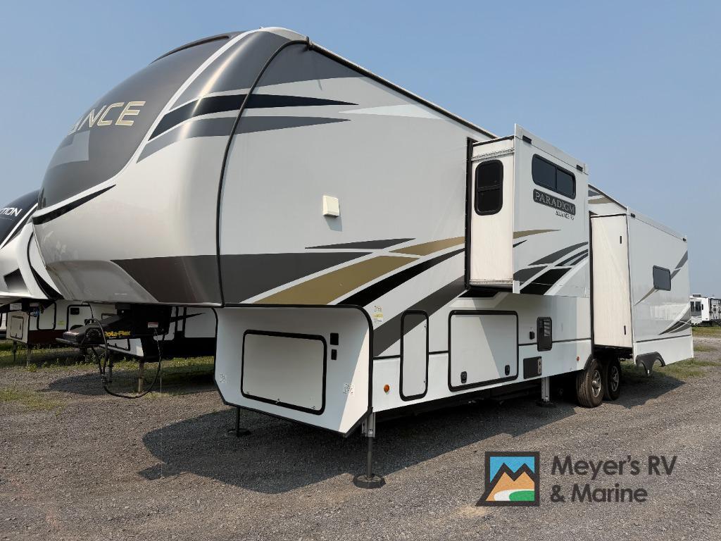 2021 Alliance Rv Paradigm 370FB in cicero NY