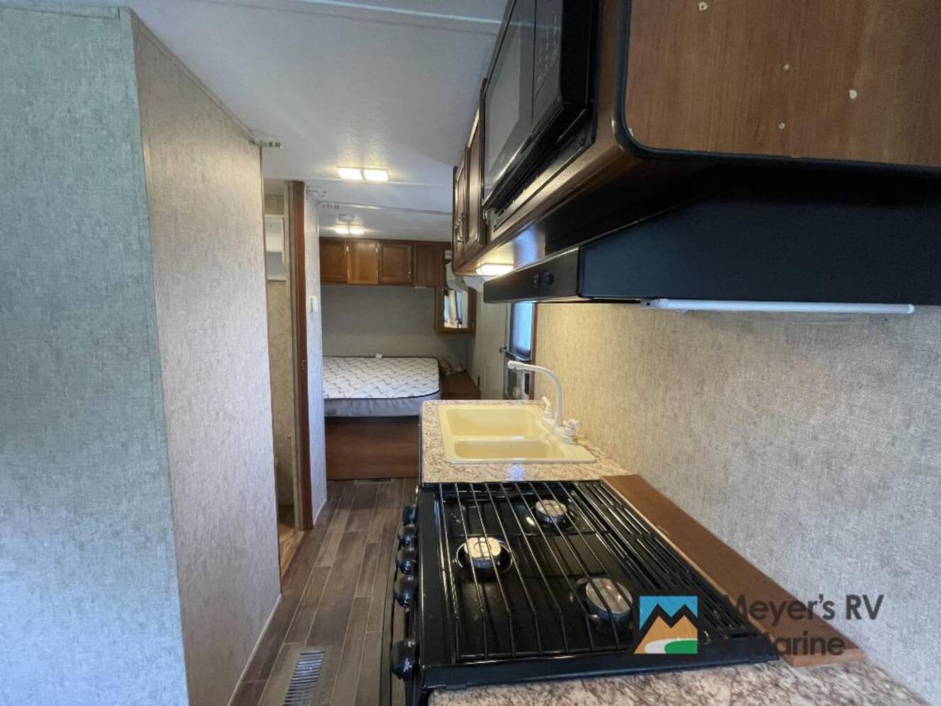 A photo of this 2017 Prime Time Rv Avenger ATI 20RD