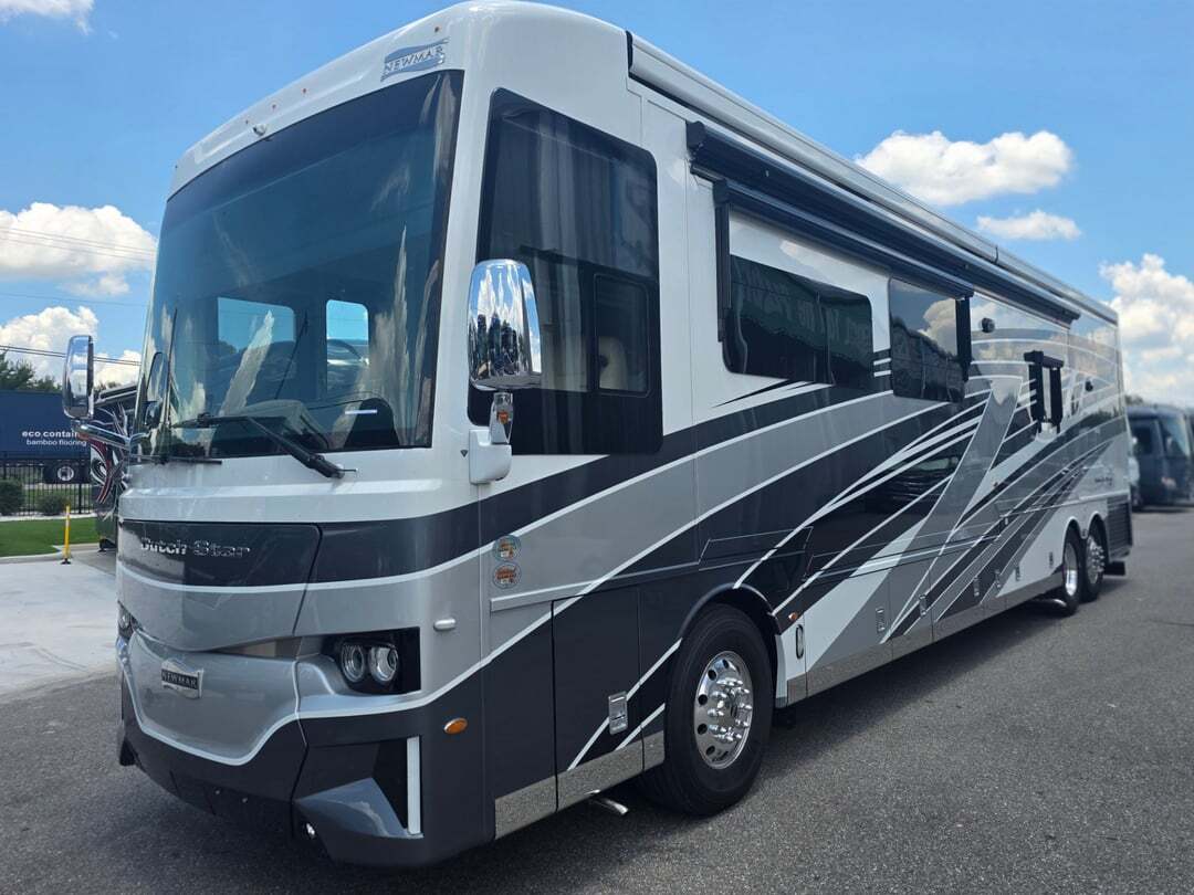 2024 Newmar Dutch Star 4369 in seffner FL
