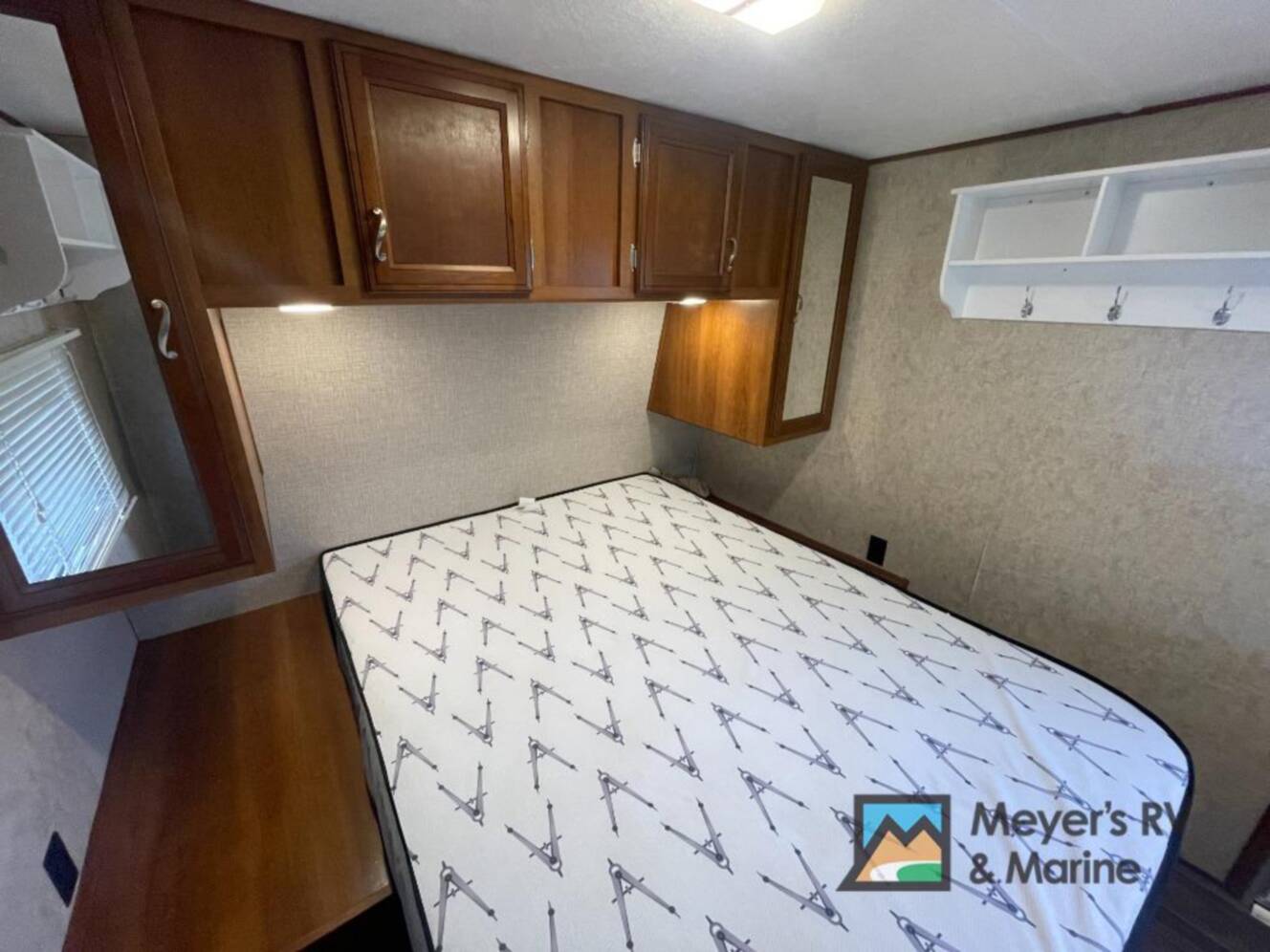 A photo of this 2017 Prime Time Rv Avenger ATI 20RD