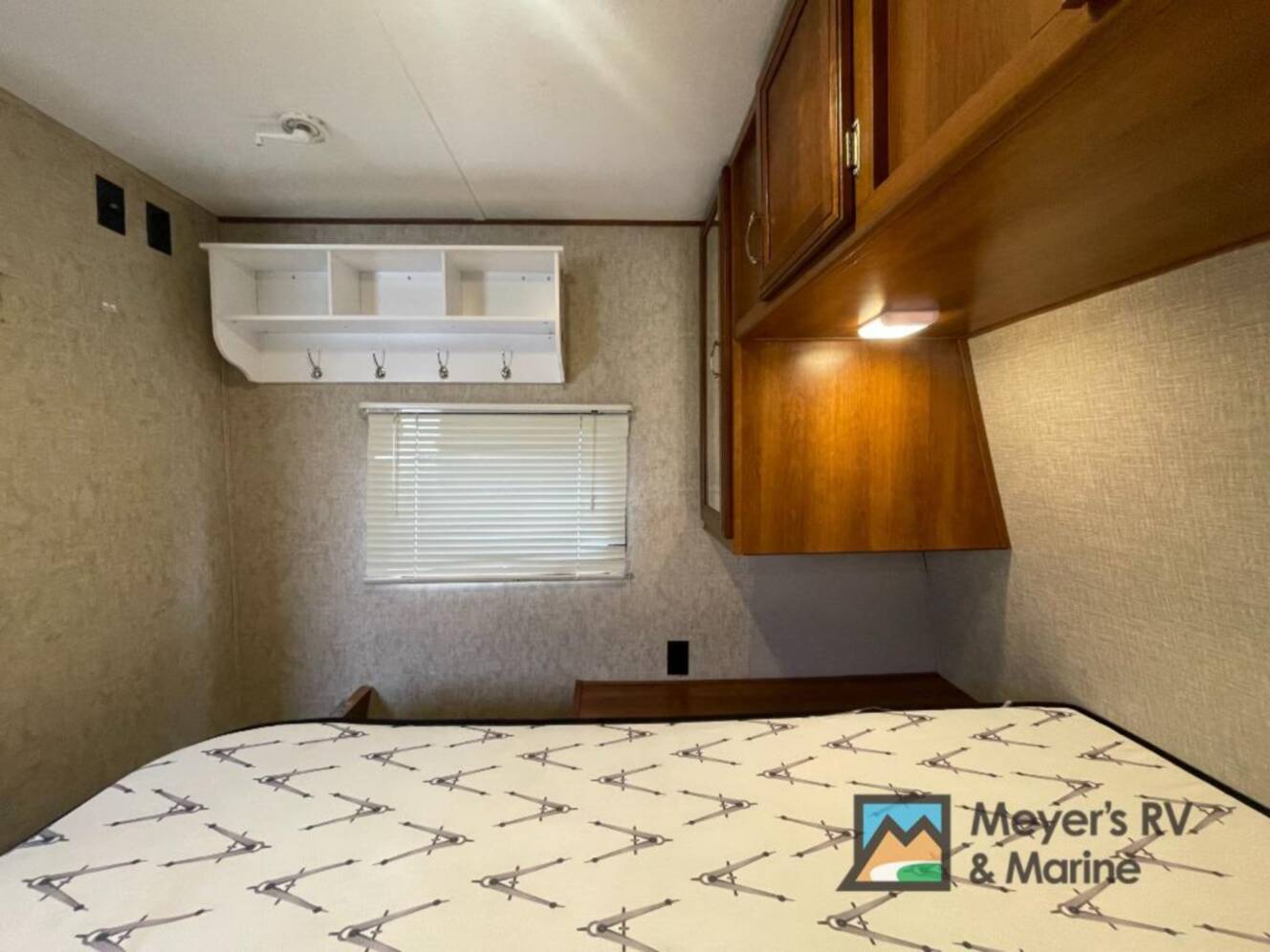 A photo of this 2017 Prime Time Rv Avenger ATI 20RD
