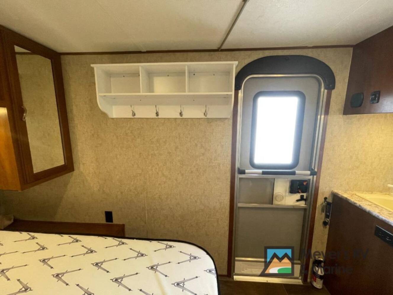 A photo of this 2017 Prime Time Rv Avenger ATI 20RD