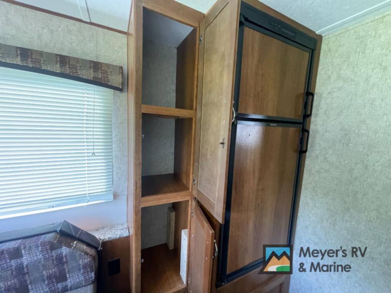 A photo of this 2017 Prime Time Rv Avenger ATI 20RD