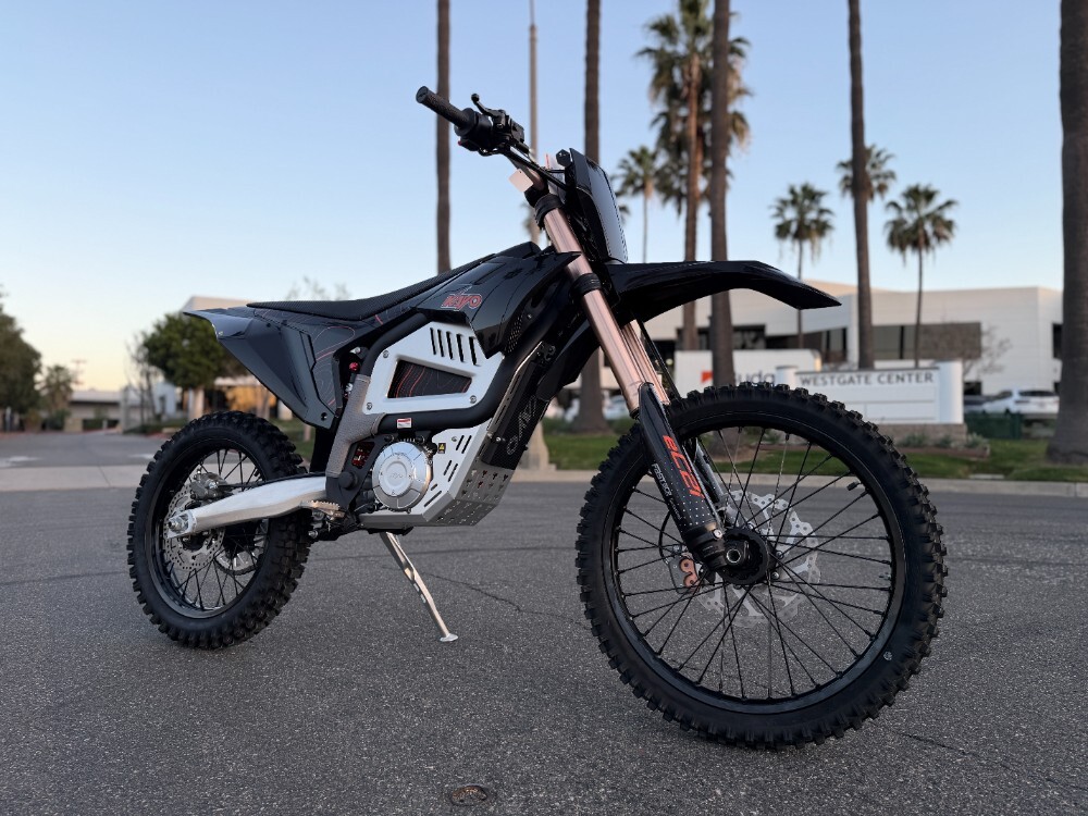 2026 Kayo eC2iBLK 230