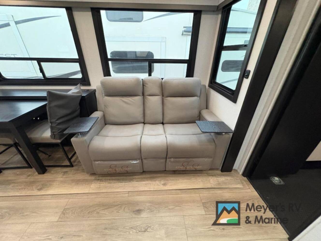 A photo of this 2026 Jayco Seismic 395