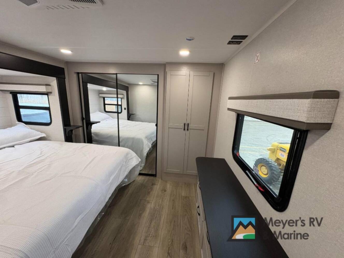 A photo of this 2026 Jayco Seismic 395