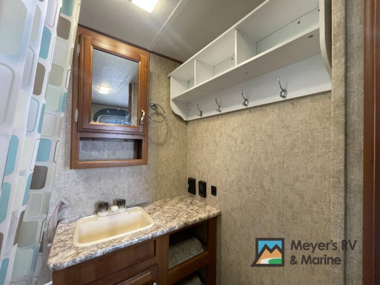 A photo of this 2017 Prime Time Rv Avenger ATI 20RD