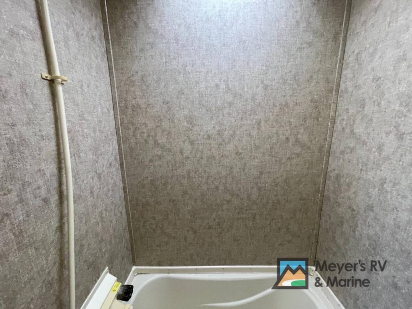 A photo of this 2017 Prime Time Rv Avenger ATI 20RD