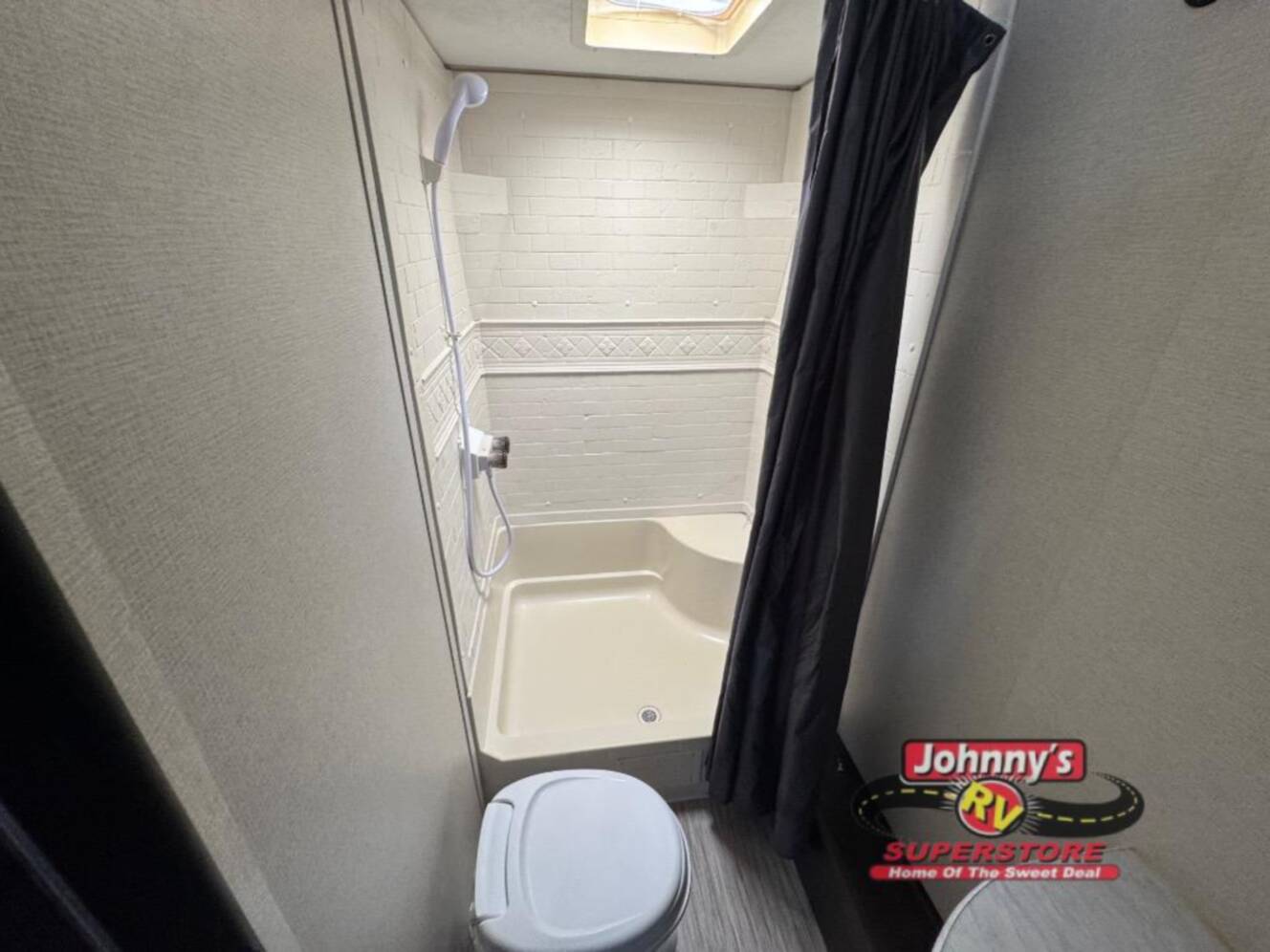 A photo of this 2019 Prime Time Rv Tracer Breeze 22MDB