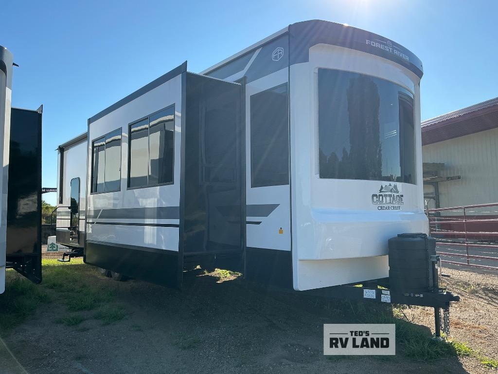 2027 Forest River Rv Cedar Creek Cottage 40CDL in paynesville MN