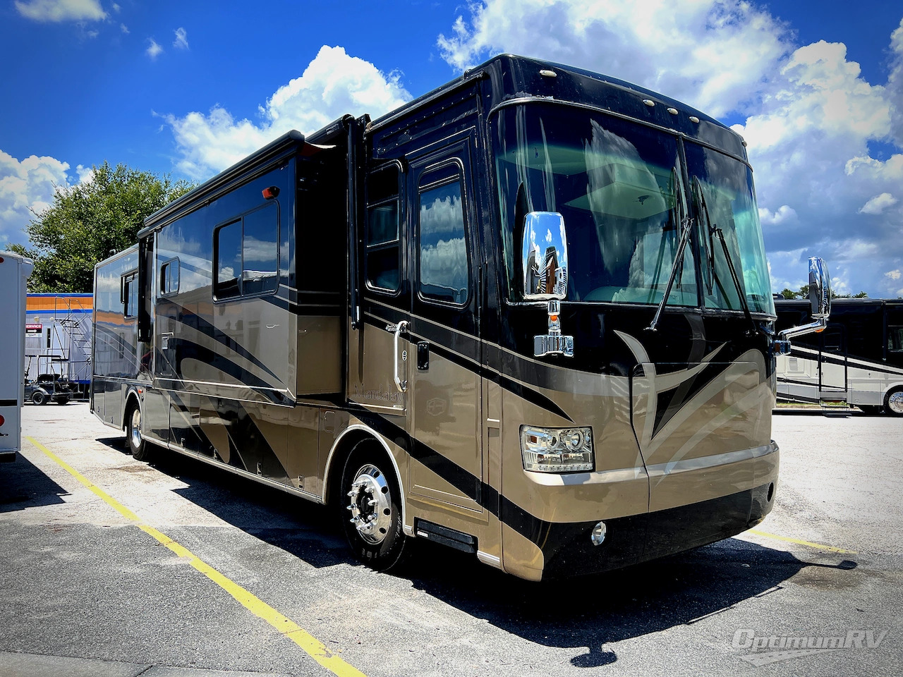 2004 Thor Mandalay 40D in bushnell FL