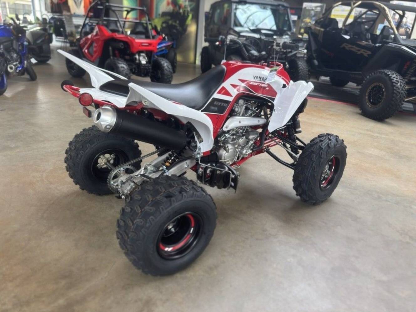 A photo of this 2026 Yamaha Raptor 700R SE