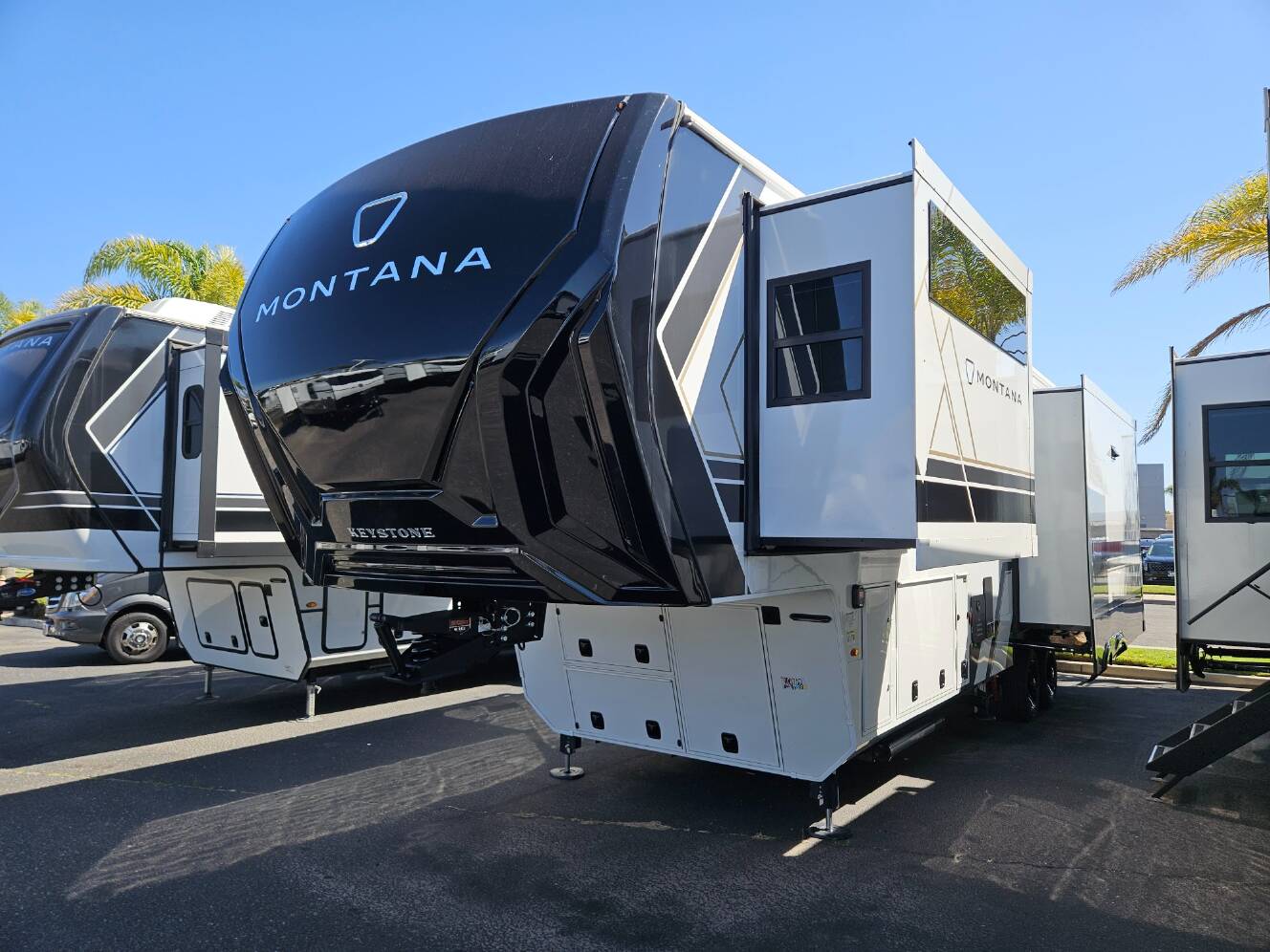 A photo of this 2026 Keystone Rv Montana 3100RL