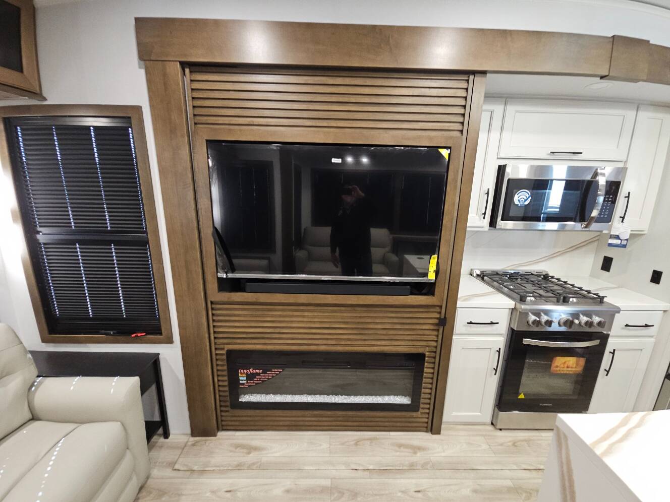 A photo of this 2026 Keystone Rv Montana 3100RL