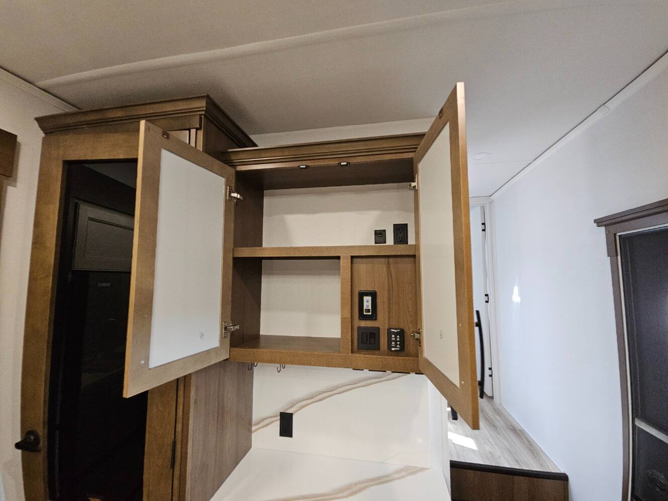 A photo of this 2026 Keystone Rv Montana 3100RL