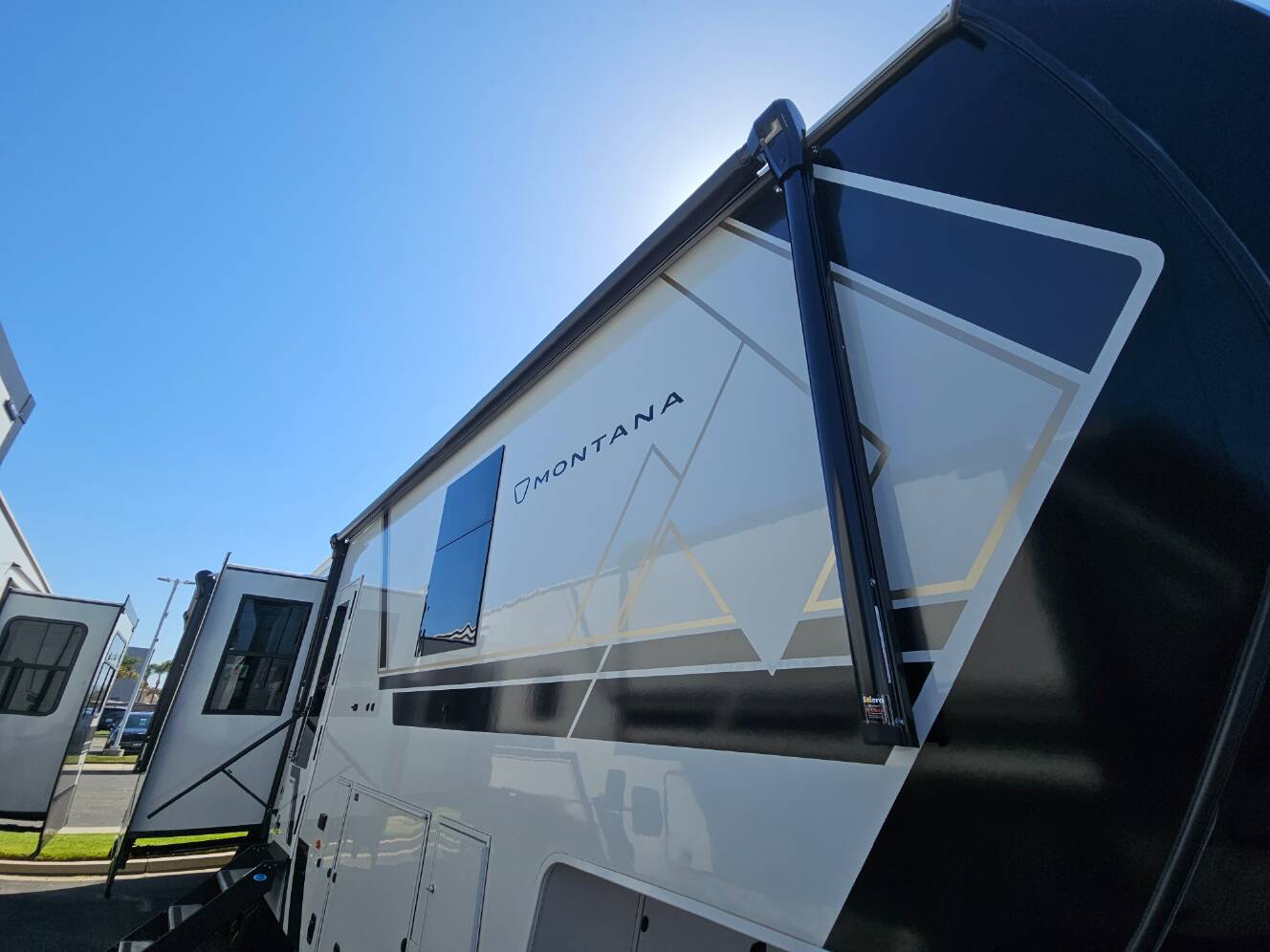 A photo of this 2026 Keystone Rv Montana 3100RL