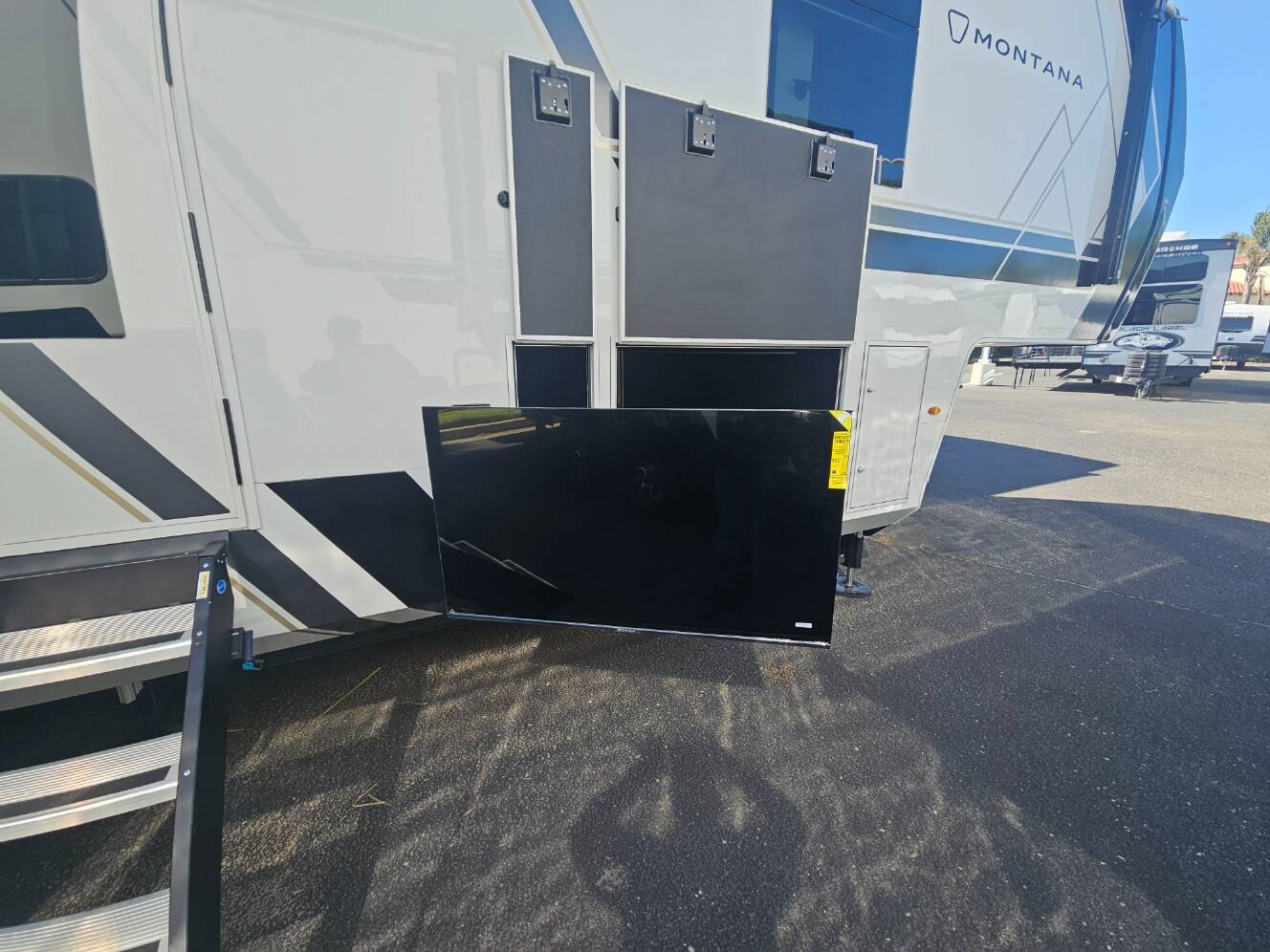 A photo of this 2026 Keystone Rv Montana 3100RL