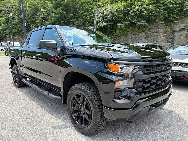 2026 CHEVROLET Silverado 1500 4WD in Prestonsburg, KY