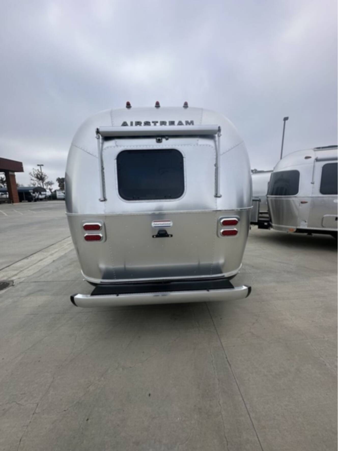 A photo of this 2026 Airstream 23FBQ