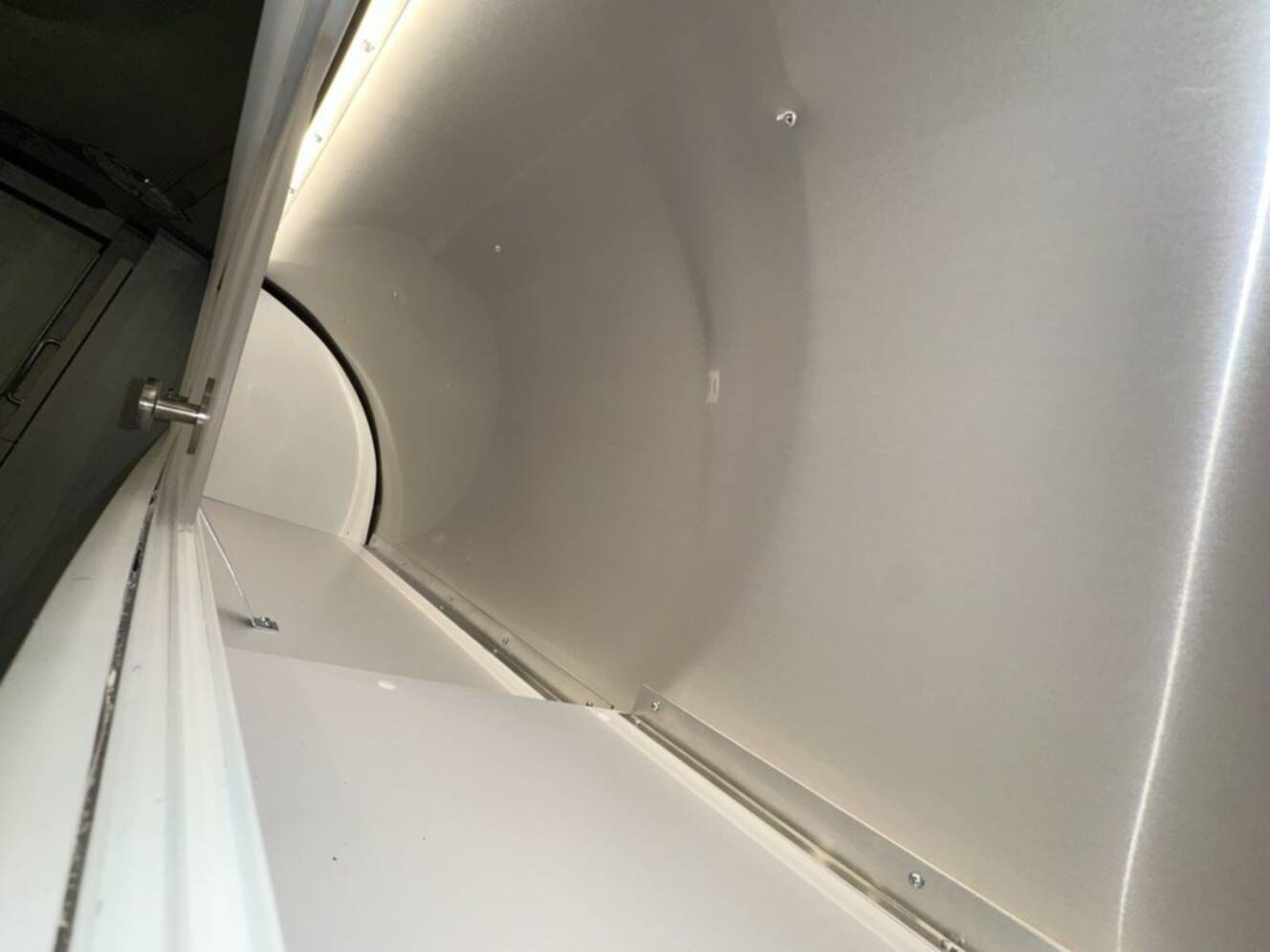 A photo of this 2026 Airstream 23FBQ