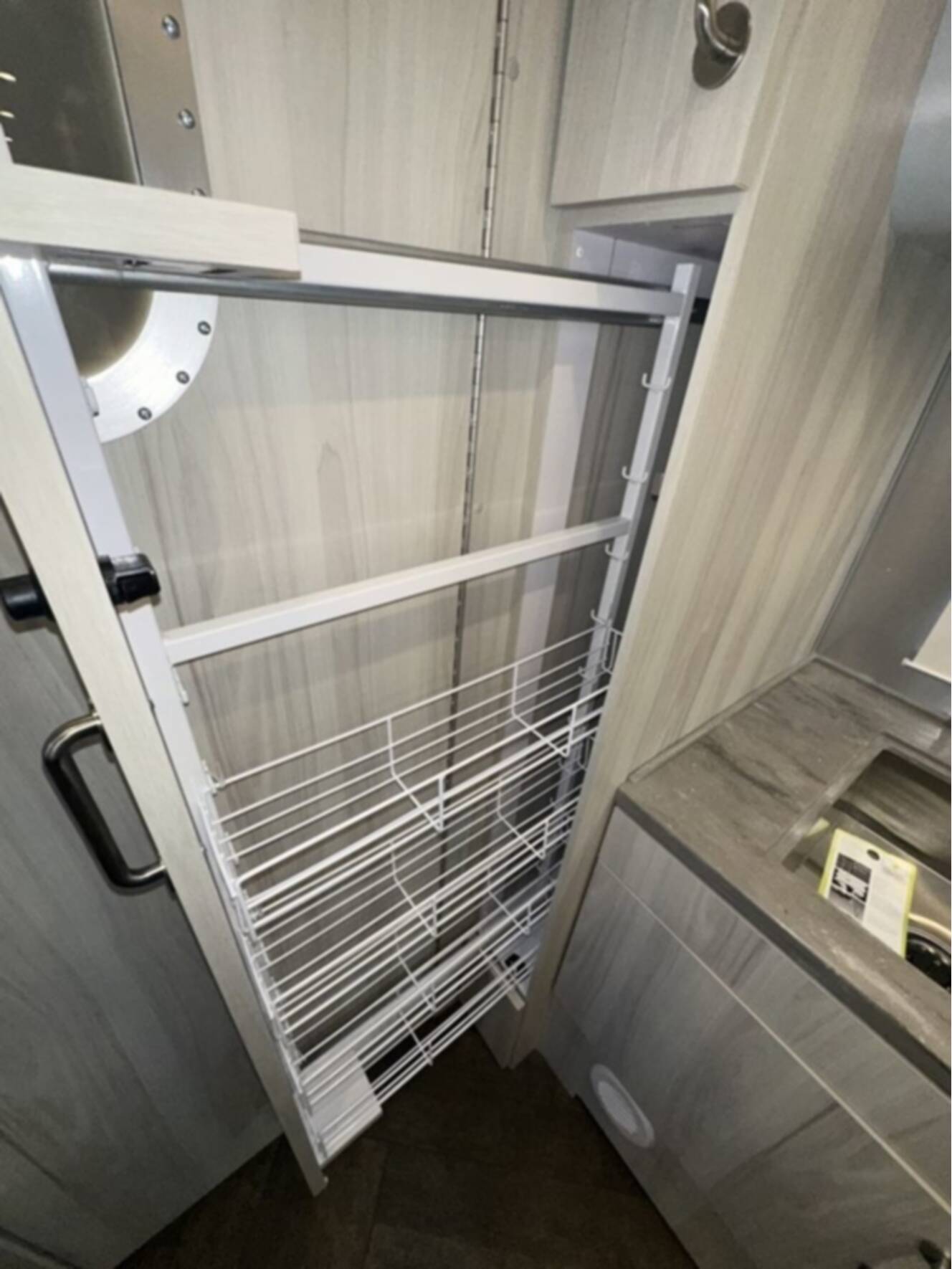 A photo of this 2026 Airstream 23FBQ